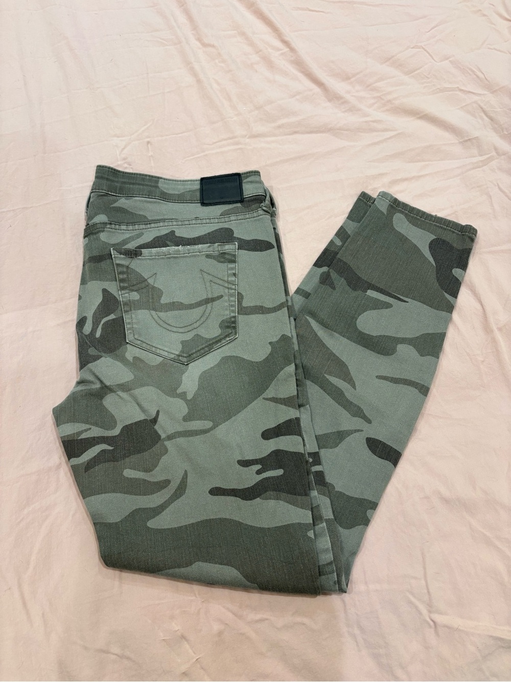 True Religion Halle Mid Rise Super Skinny Jeans in Faded Green Camo